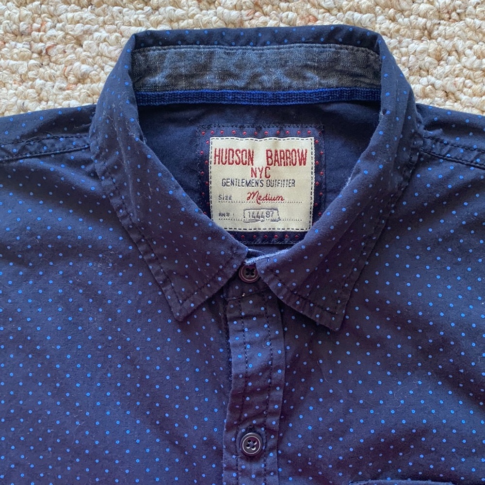 Collared Short Sleeve - Picture 4 of 5